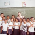 Melissa with one of her classes in ABC Manapla School